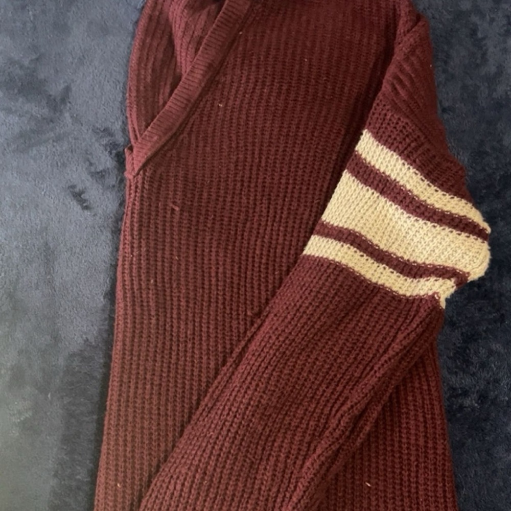 Two American Eagle sweaters size L